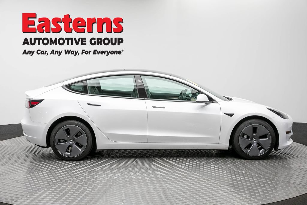 Used 2023 Tesla Model 3 Standard Range RWD image 4