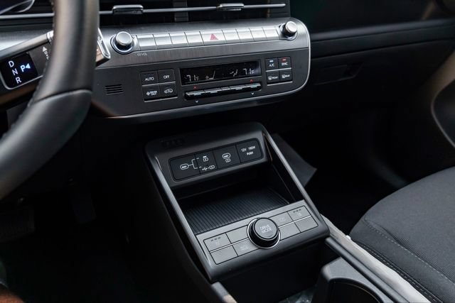 New 2025 Hyundai Kona SEL FWD image 16