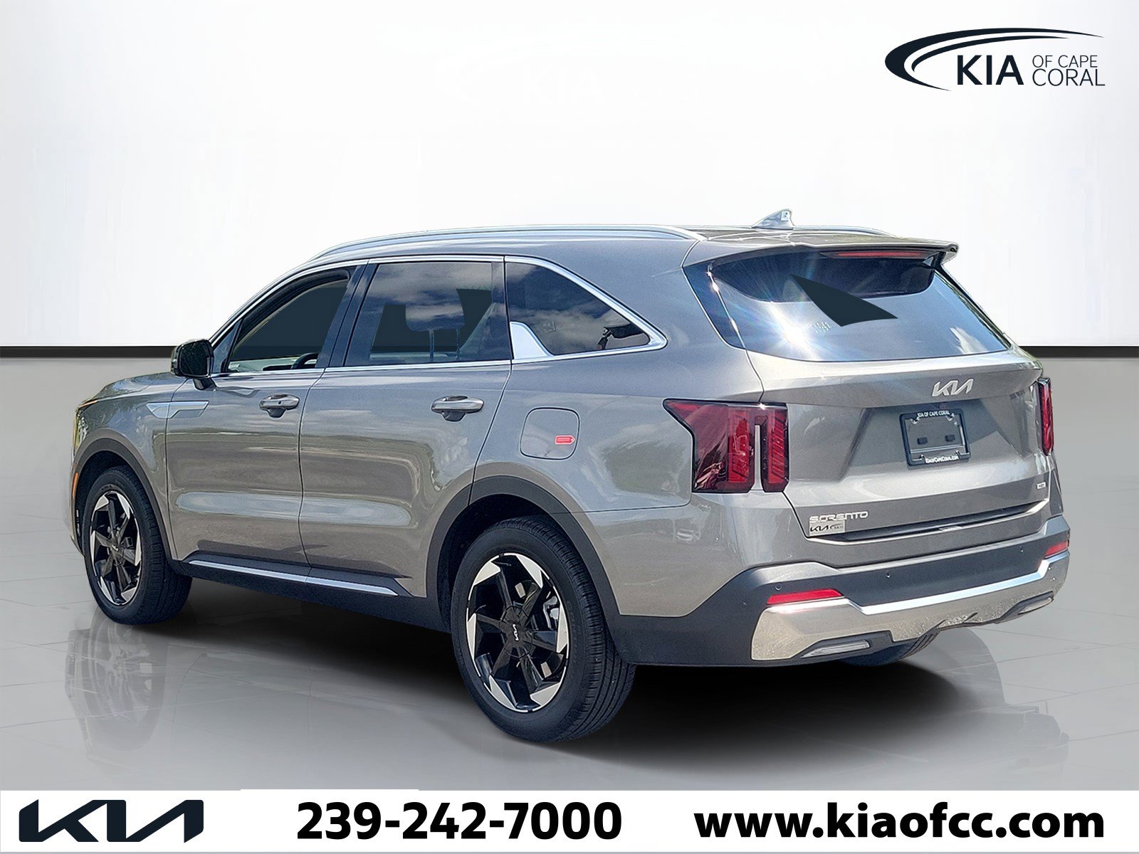 Certified 2026 Kia Sorento EX FWD image 4