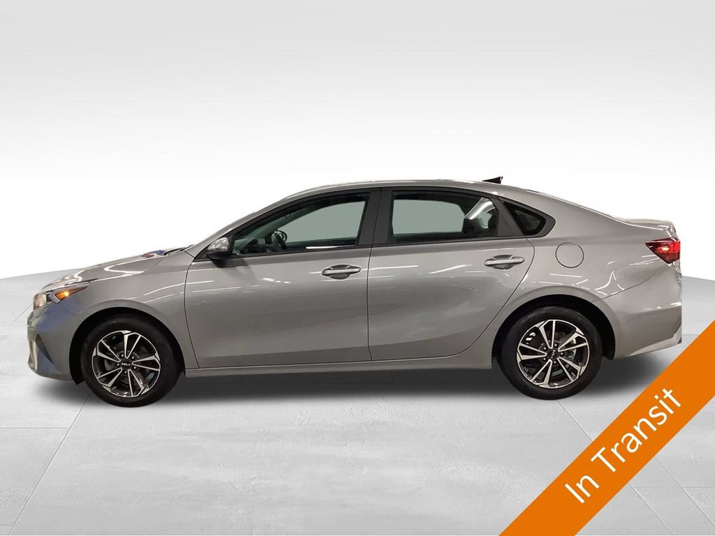 Certified 2024 Kia Forte LXS FWD image 3