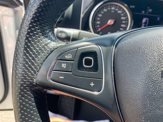 Used 2018 Mercedes-Benz E 300 image 20