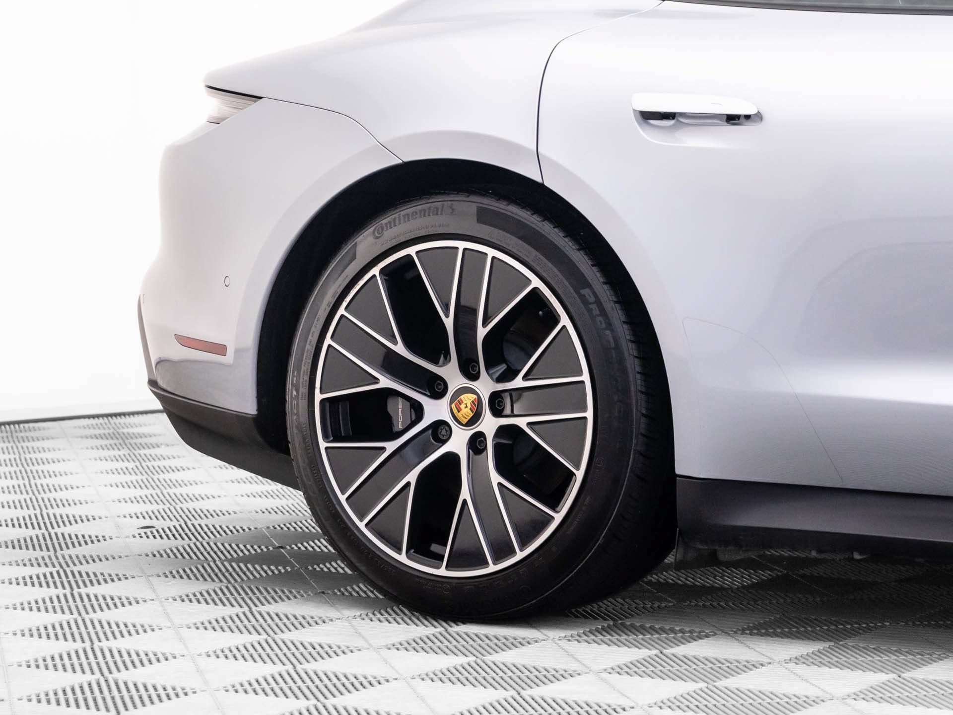 Certified 2024 Porsche Taycan RWD image 35