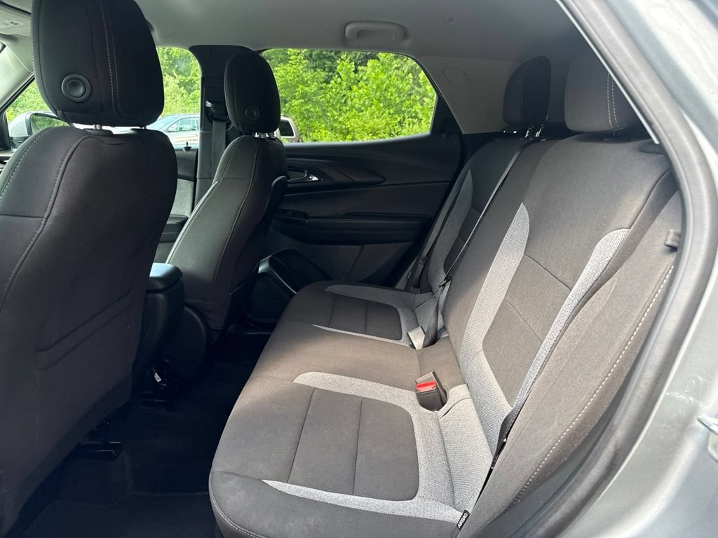 Used 2023 Chevrolet TrailBlazer LT AWD/4WD image 30