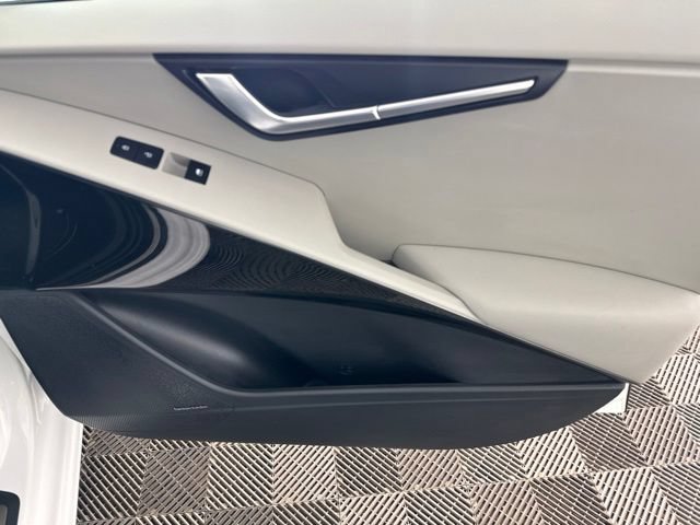 Certified 2023 Kia Niro Wave w/ Wave Preserve Package FWD image 21
