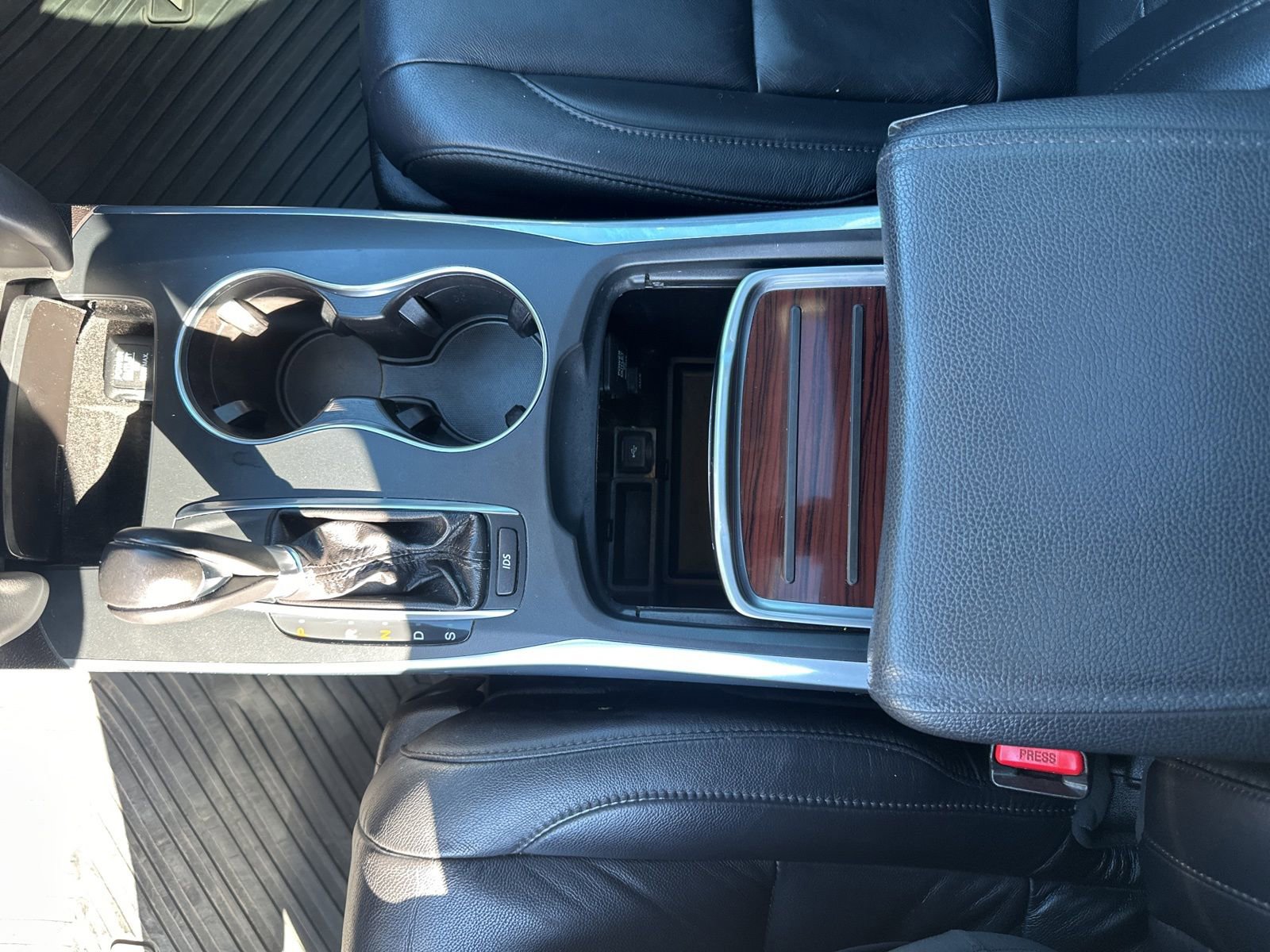 Used 2015 Acura MDX SH-AWD w/ Technology Package image 14