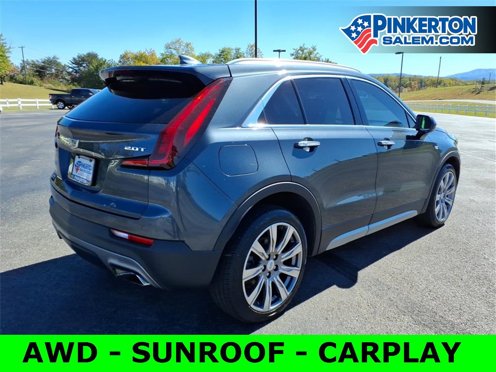 Used 2019 Cadillac XT4 Premium Luxury image 3