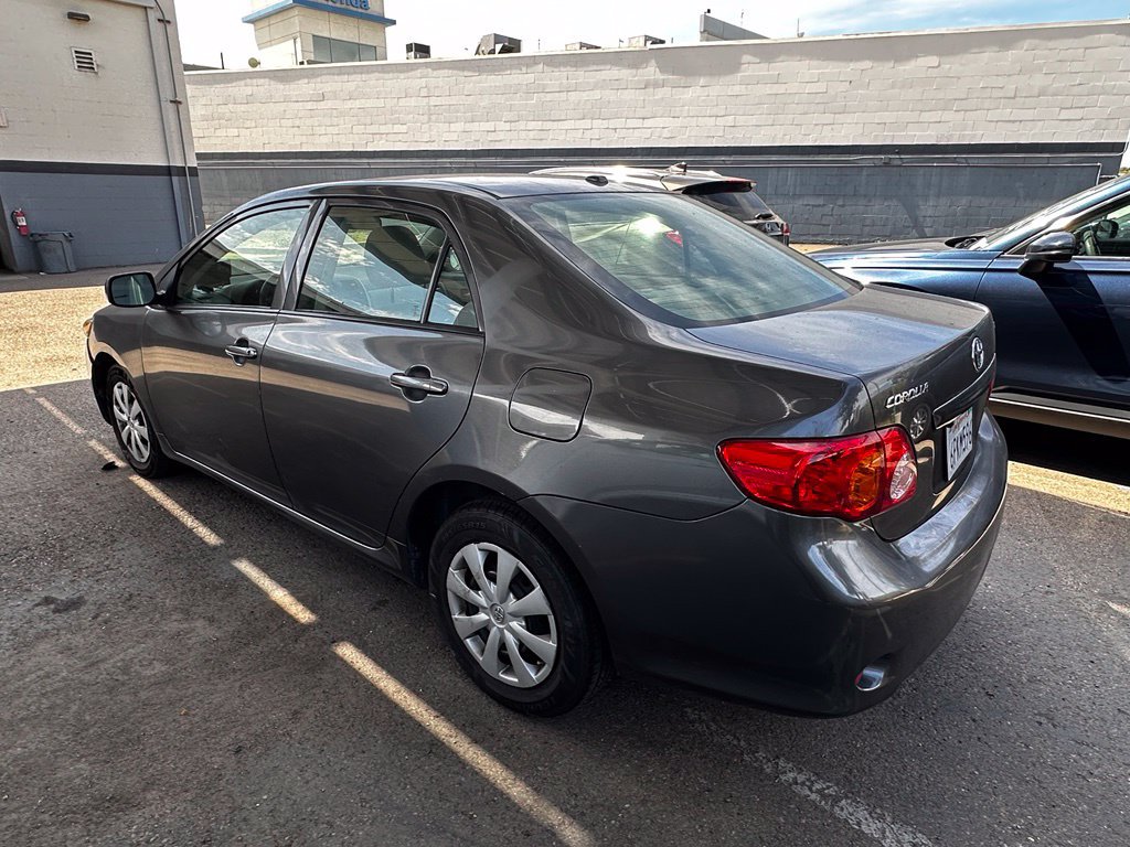 Used 2010 Toyota Corolla LE FWD image 14