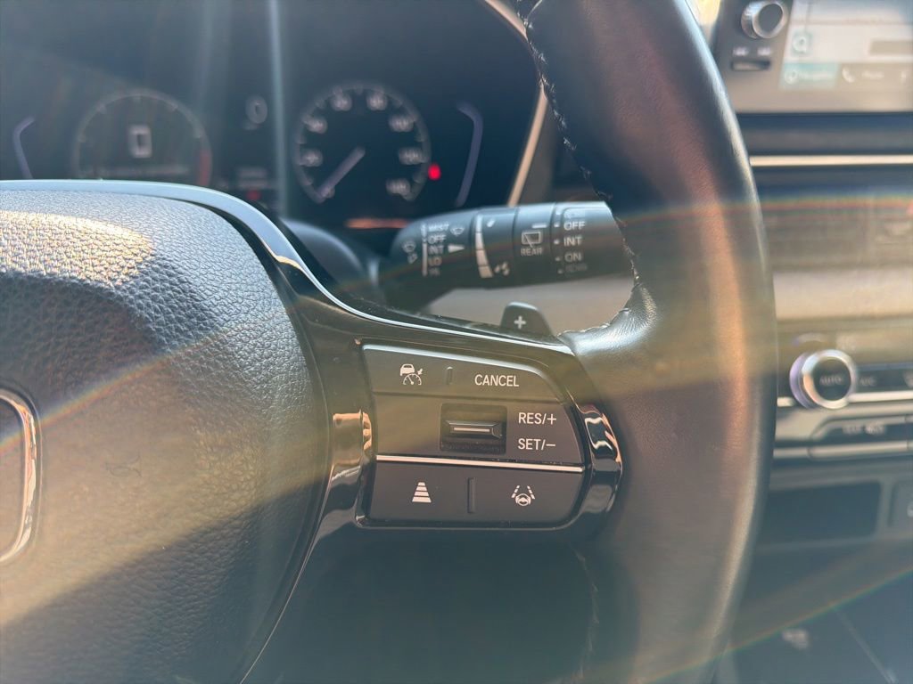 Used 2023 Honda Pilot Touring image 16