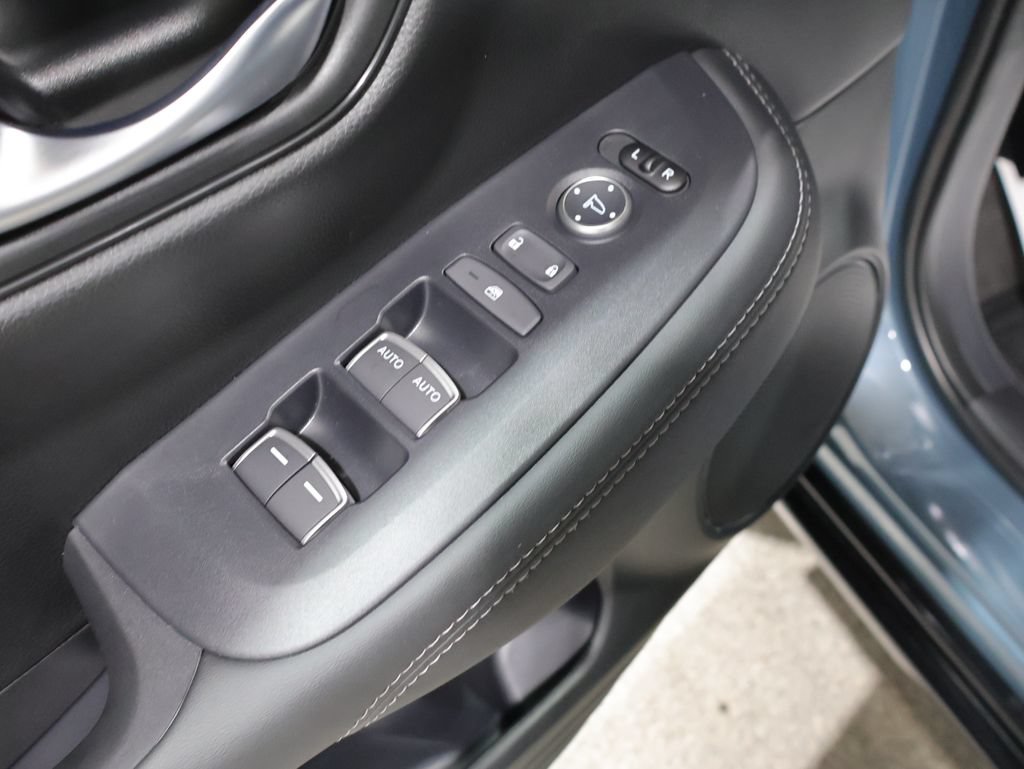 Used 2027 Honda HR-V EX-L image 14
