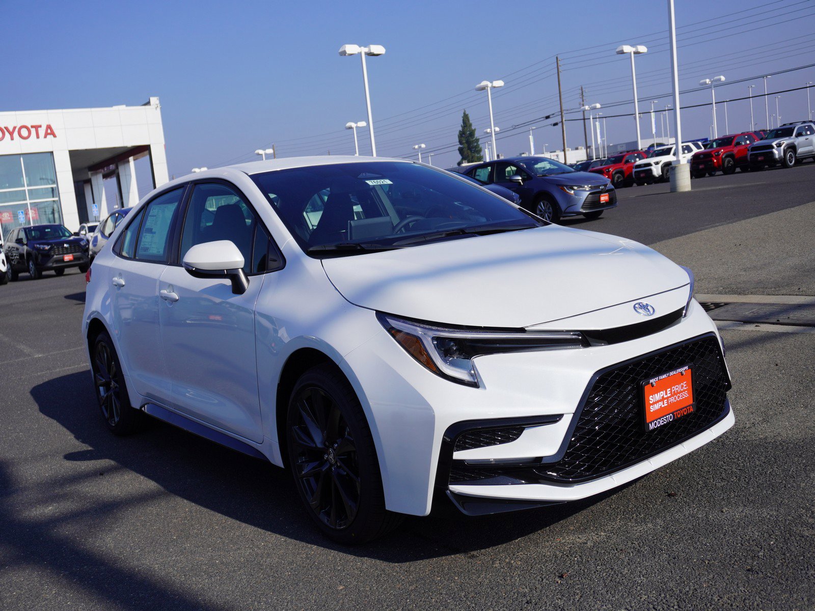 New 2026 Toyota Corolla SE image 1