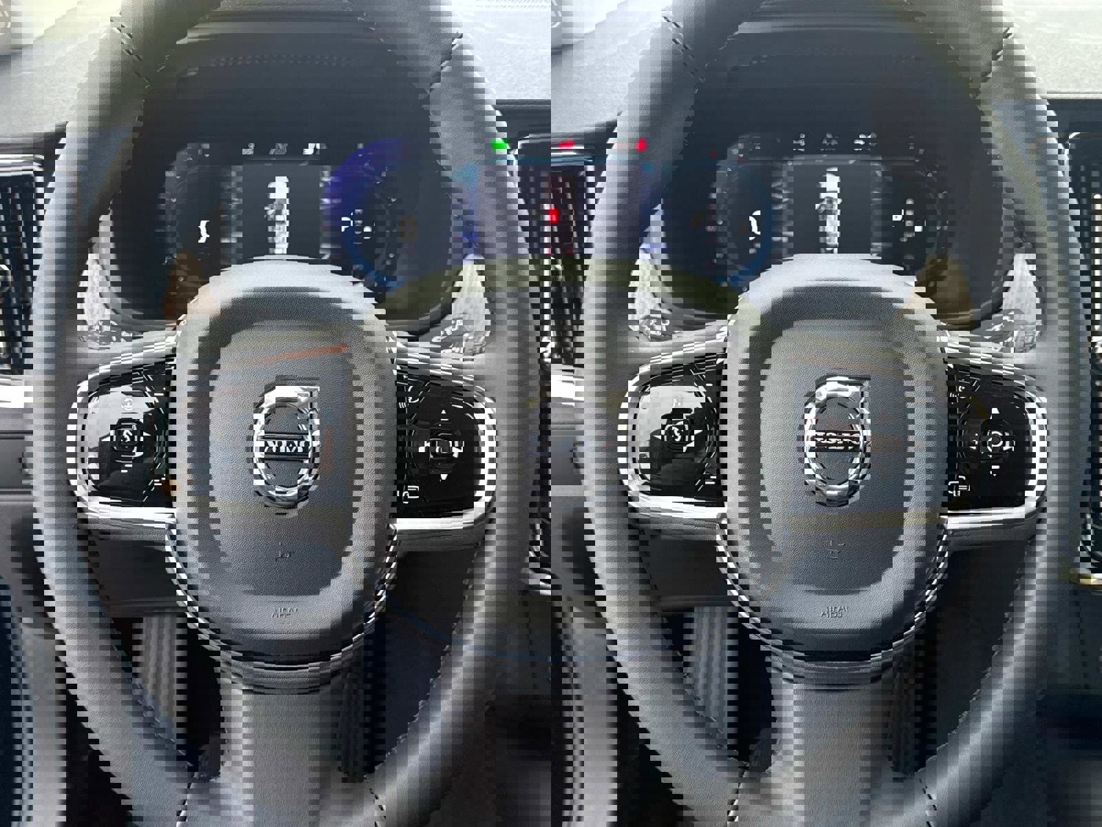 Certified 2024 Volvo V90 B6 Cross Country Plus image 26