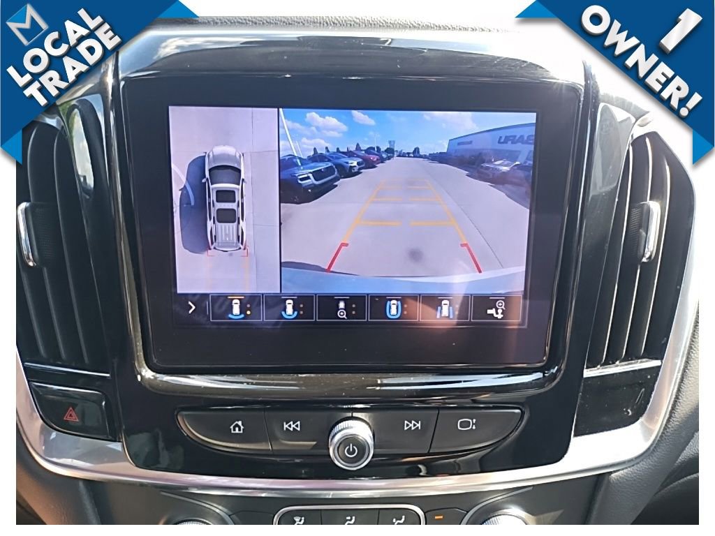 Used 2021 Chevrolet Traverse LT w/ LT Premium Package AWD/4WD image 23