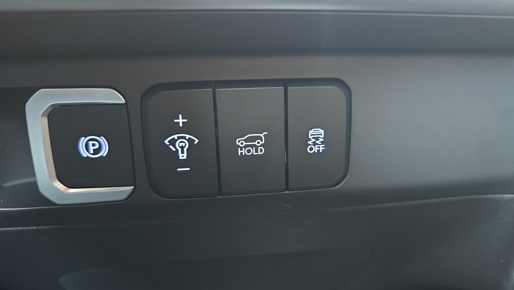 New 2026 Hyundai Santa Fe SE FWD image 26