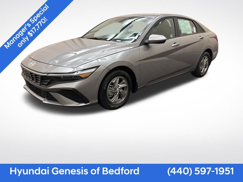 Certified 2025 Hyundai Elantra SE