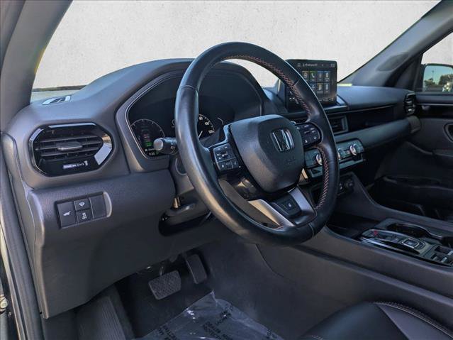 Used 2023 Honda Pilot TrailSport image 10