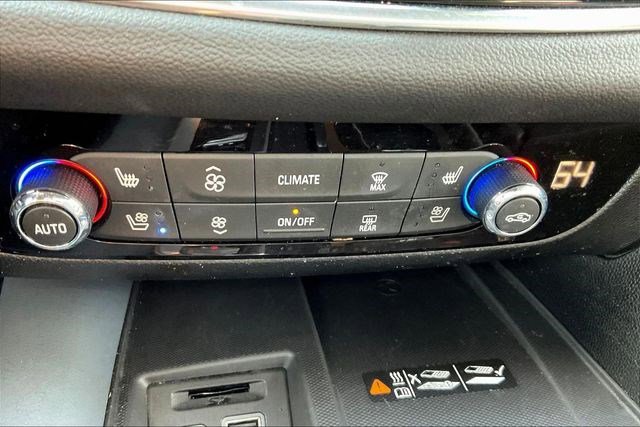 Used 2024 Buick Enclave Premium image 37