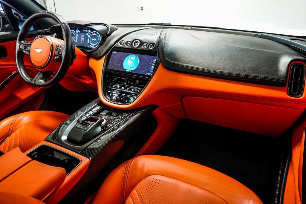 Used 2021 Aston Martin DBX AWD/4WD image 11