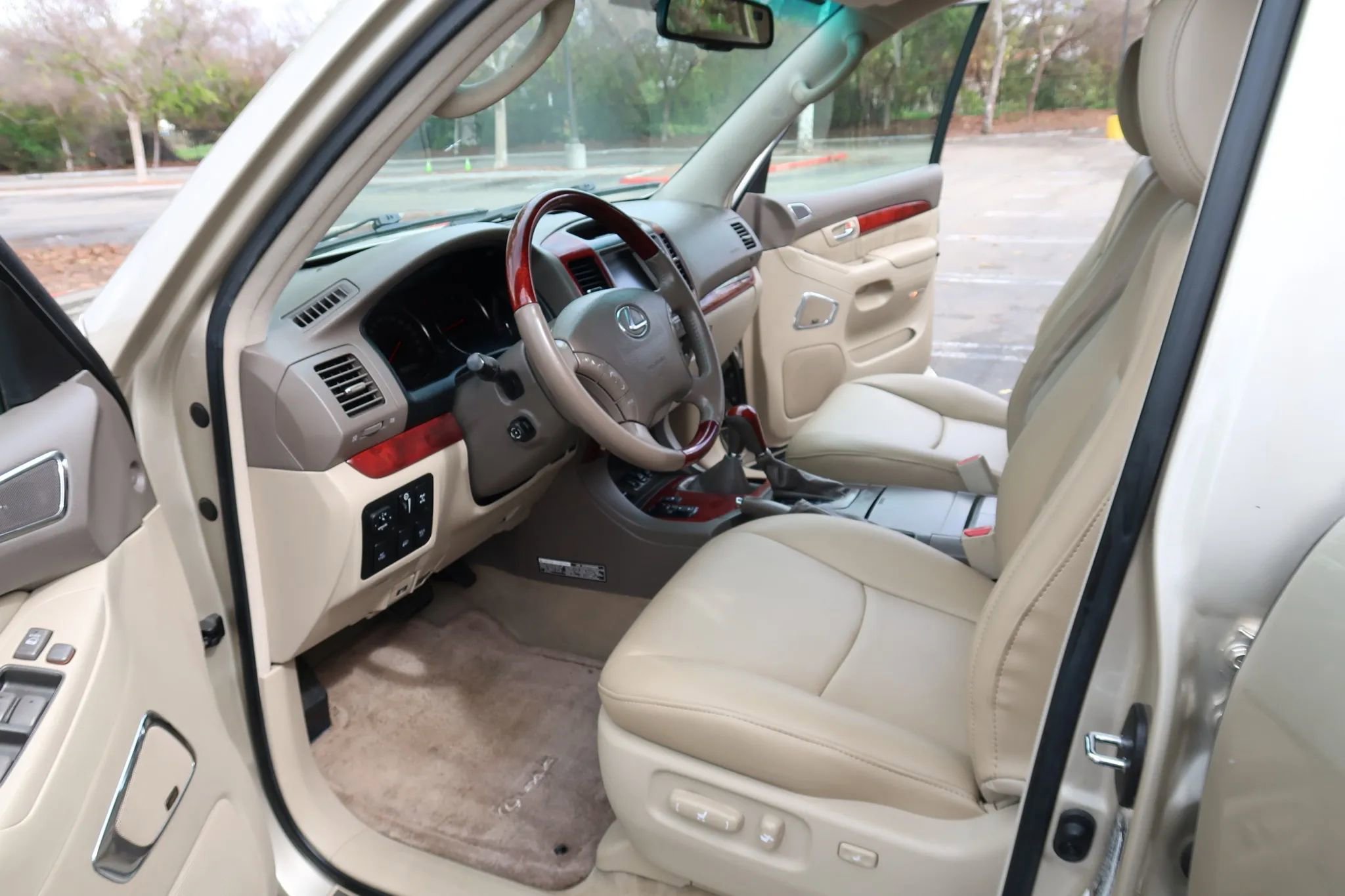 Used 2009 Lexus GX 470 image 12