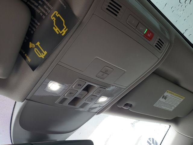 New 2026 Volkswagen Taos SEL image 28