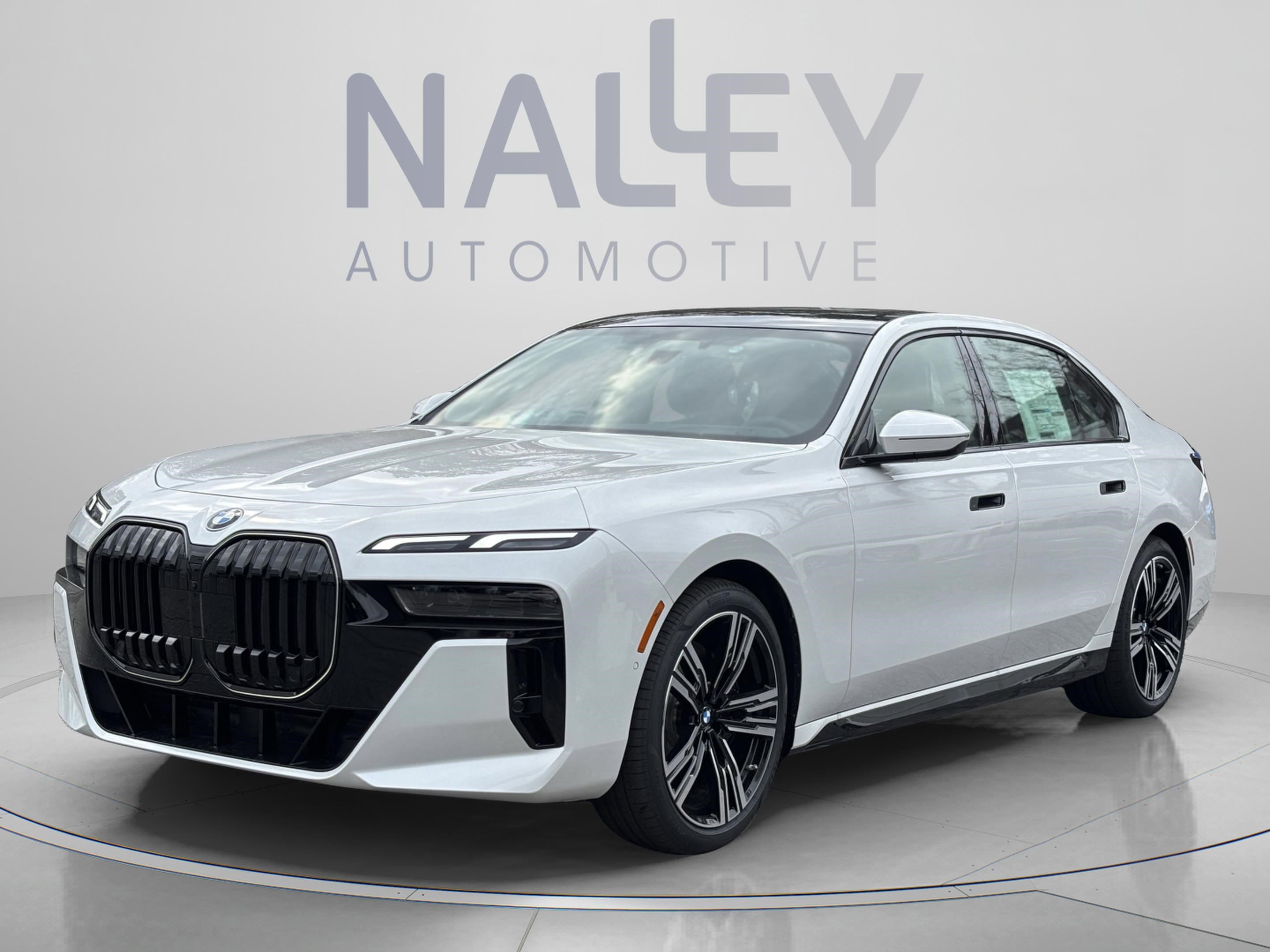 Used 2026 BMW 740i RWD image 1