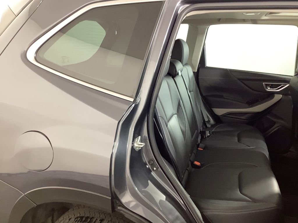 Used 2022 Subaru Forester Limited image 10
