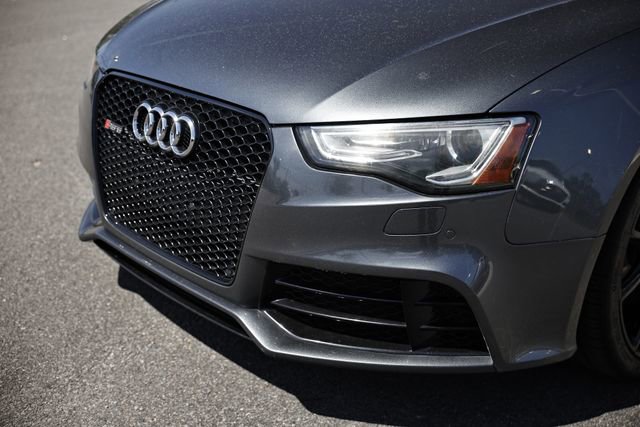 Used 2015 Audi RS 5 Coupe w/ Black Optic Plus Package AWD/4WD image 12