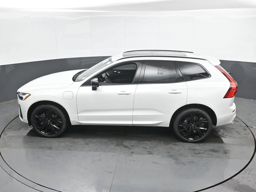 New 2026 Volvo XC60 T8 Ultra w/ Climate Package AWD/4WD image 30