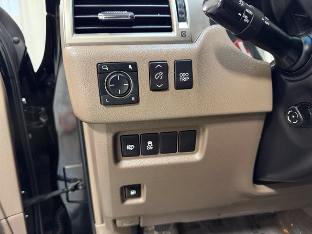Used 2018 Lexus GX 460 Premium w/ Premium Package AWD/4WD image 20