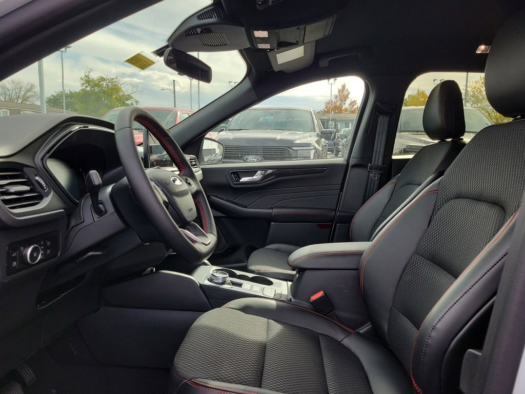 New 2026 Ford Escape ST-Line Select image 16
