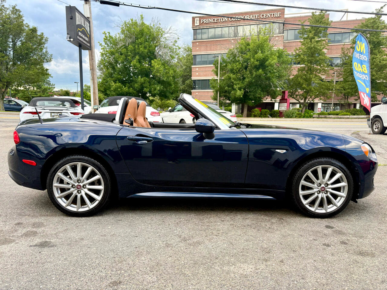 Used 2018 FIAT 124 Spider Lusso w/ Convenience Group image 28