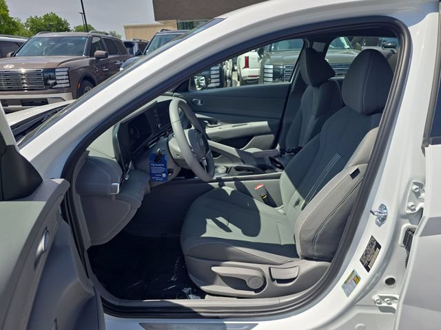 New 2026 Hyundai Elantra Sport FWD image 11