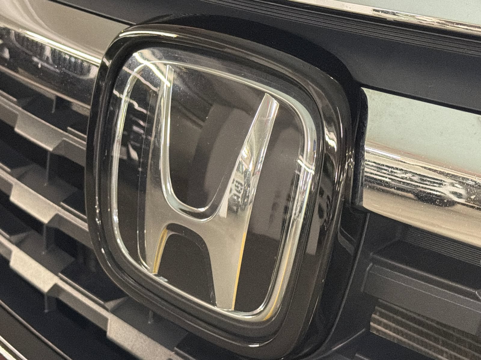 Used 2018 Honda Ridgeline RTL-E image 14