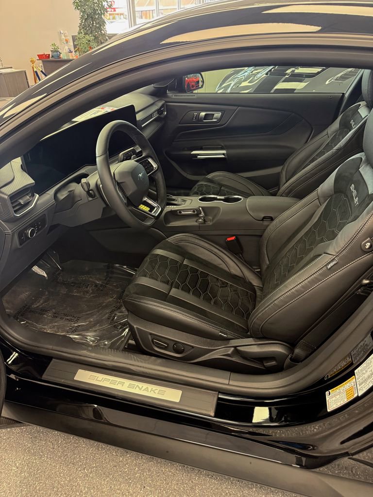 New 2026 Ford Mustang GT Premium w/ GT Performance Package image 11