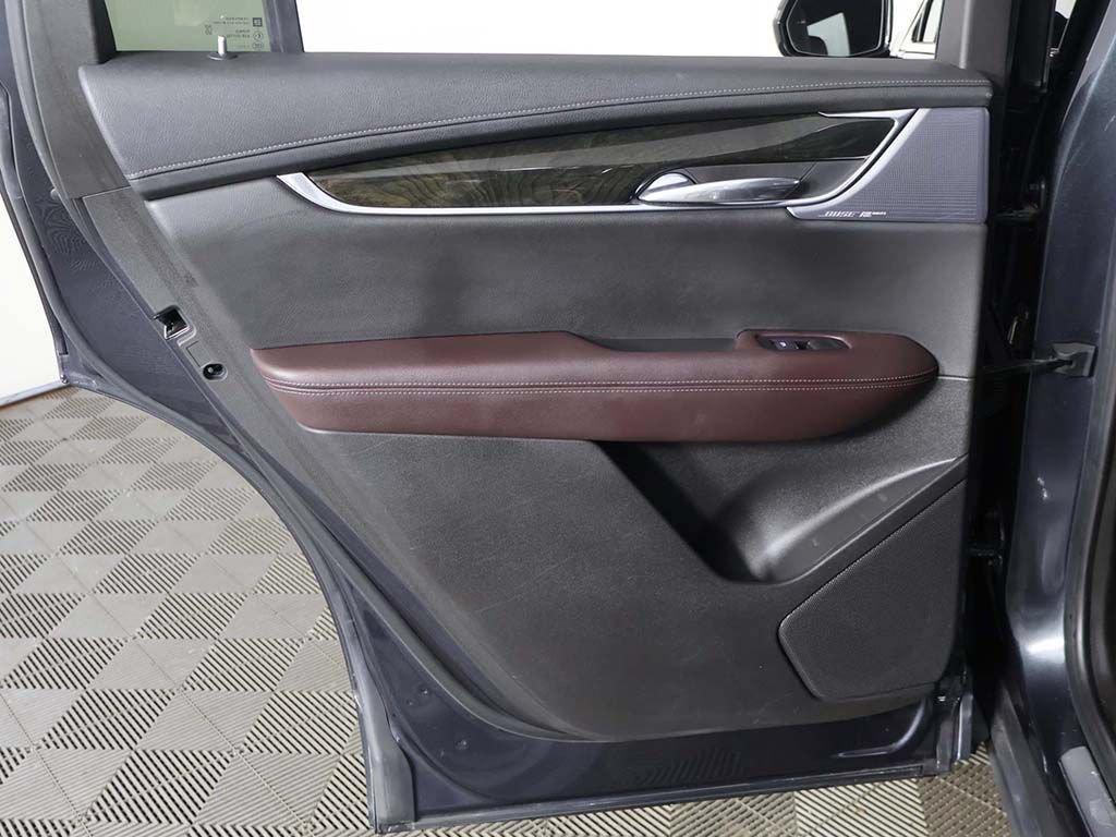 Used 2023 Cadillac XT6 Premium Luxury AWD/4WD image 32