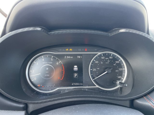 Used 2025 Nissan Versa SR w/ Trunk Package FWD image 11