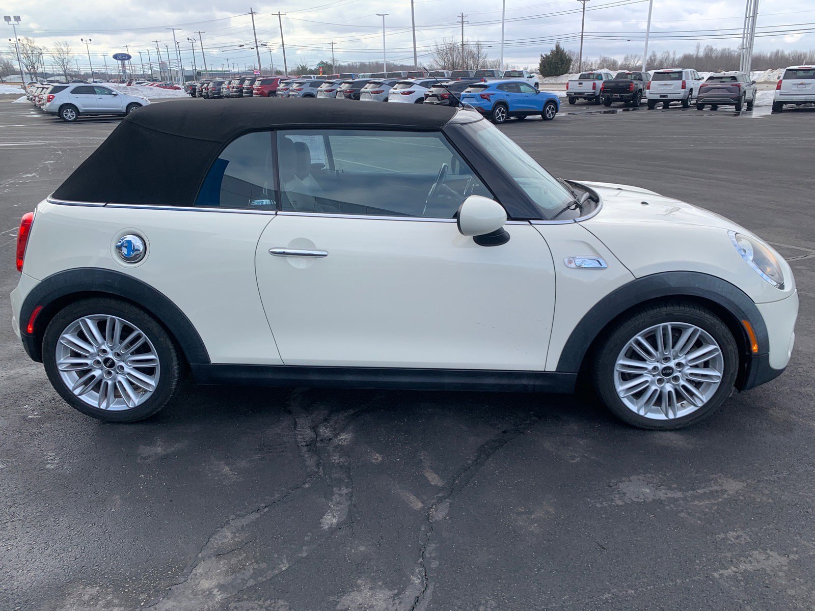 Used 2017 MINI Cooper S image 3