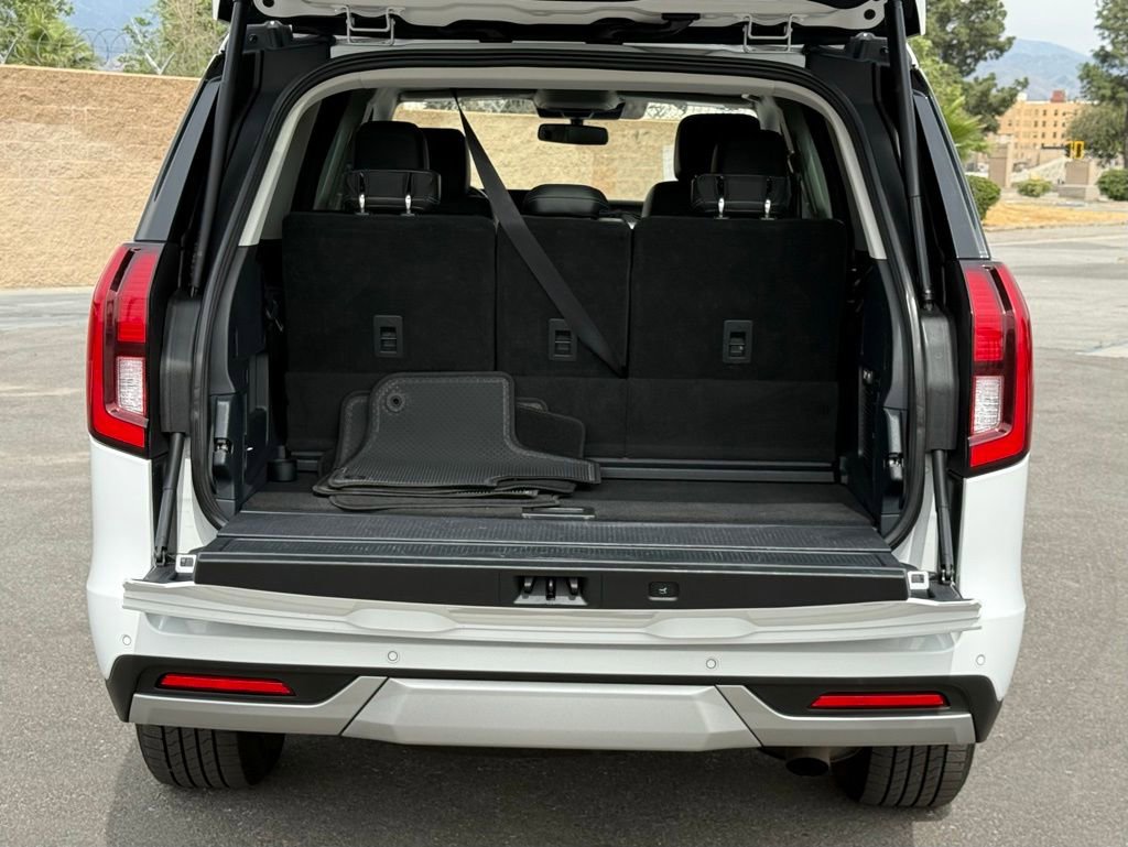 Certified 2025 Ford Expedition Active image 17