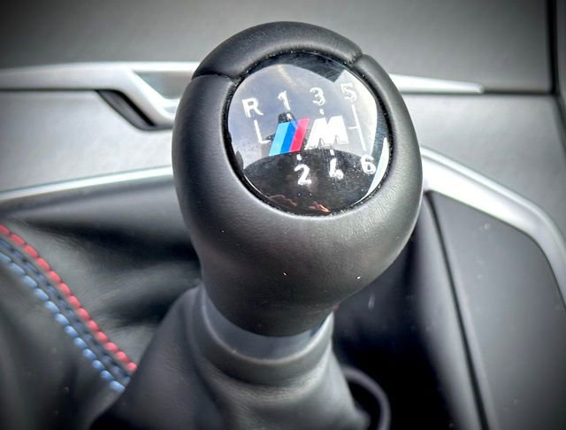 Used 2025 BMW M2 w/ Lighting Package image 20