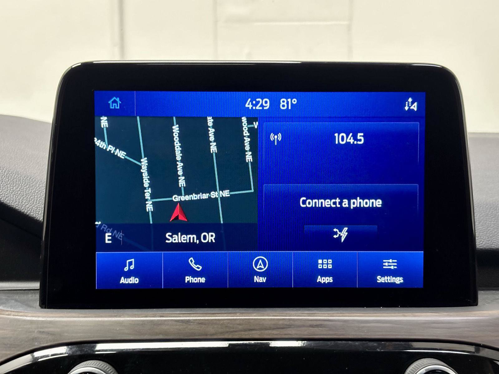 Used 2020 Ford Escape Titanium w/ Titanium Premium Package 2.0 AWD/4WD image 32