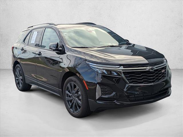 Used 2022 Chevrolet Equinox RS w/ RS Leather Package image 3
