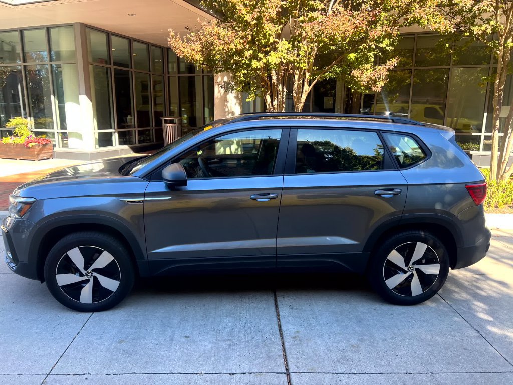 Used 2024 Volkswagen Taos S AWD/4WD image 9