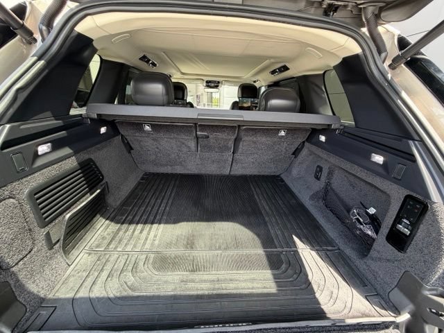 Used 2023 Land Rover Range Rover Autobiography AWD/4WD image 31