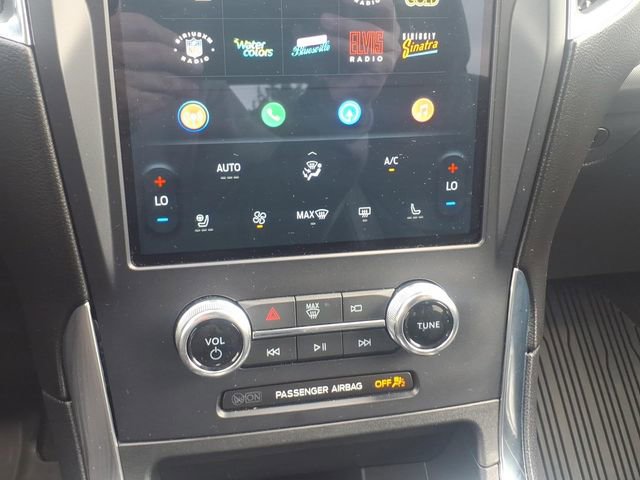 Certified 2024 Ford Edge Titanium w/ Equipment Group 301A AWD/4WD image 18