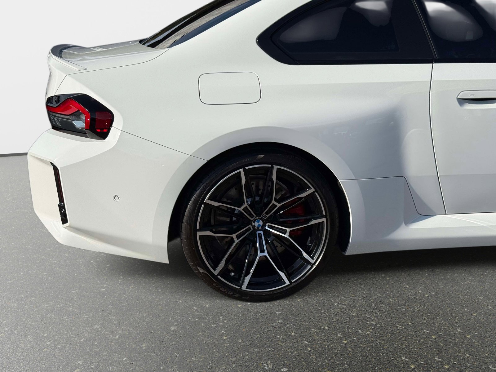 Used 2024 BMW M2 w/ Lighting Package image 17