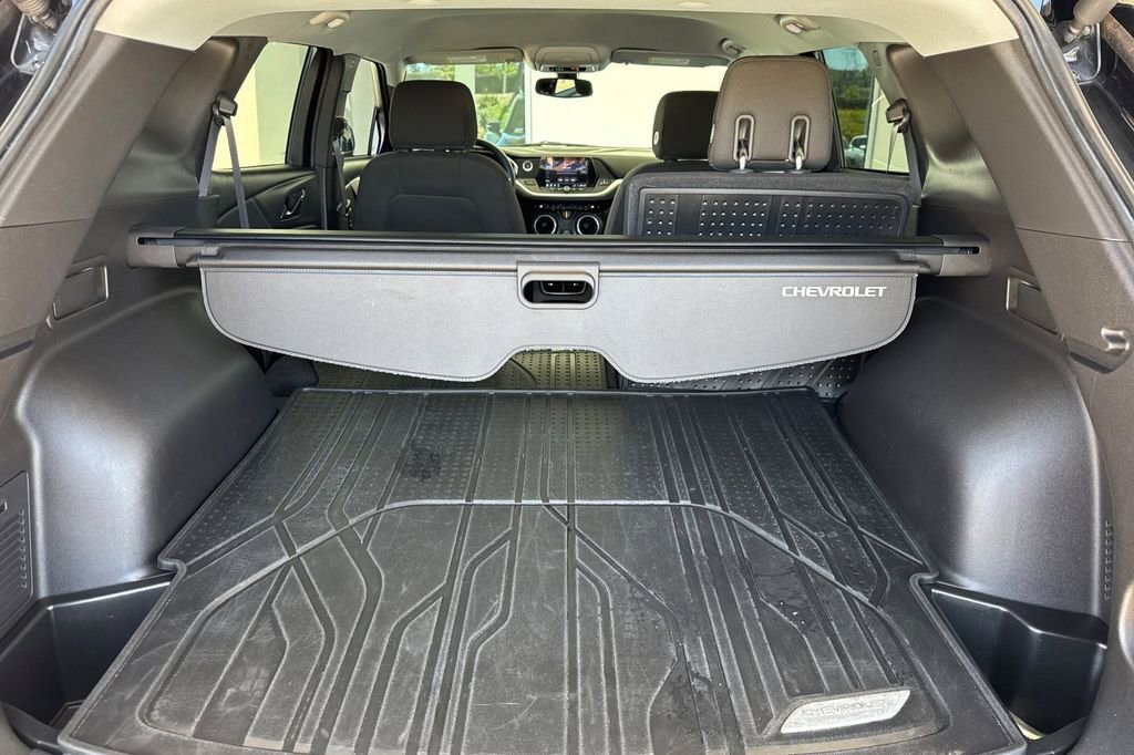 Used 2019 Chevrolet Blazer LT image 18