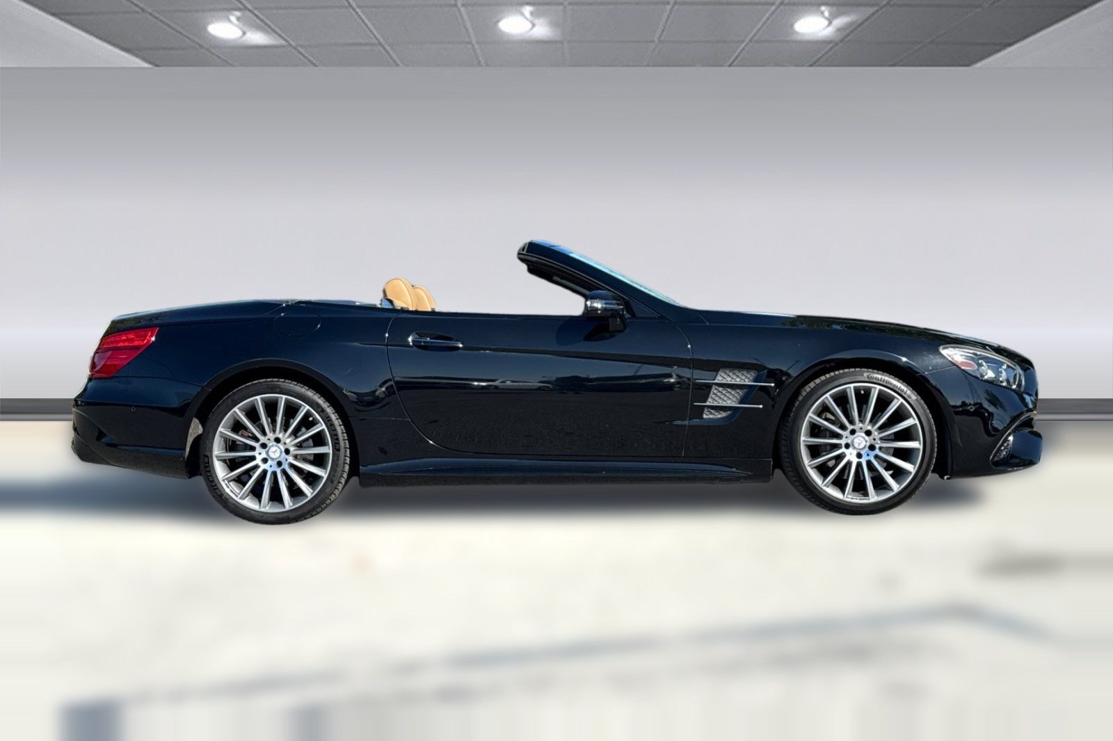 Certified 2017 Mercedes-Benz SL 550 image 8