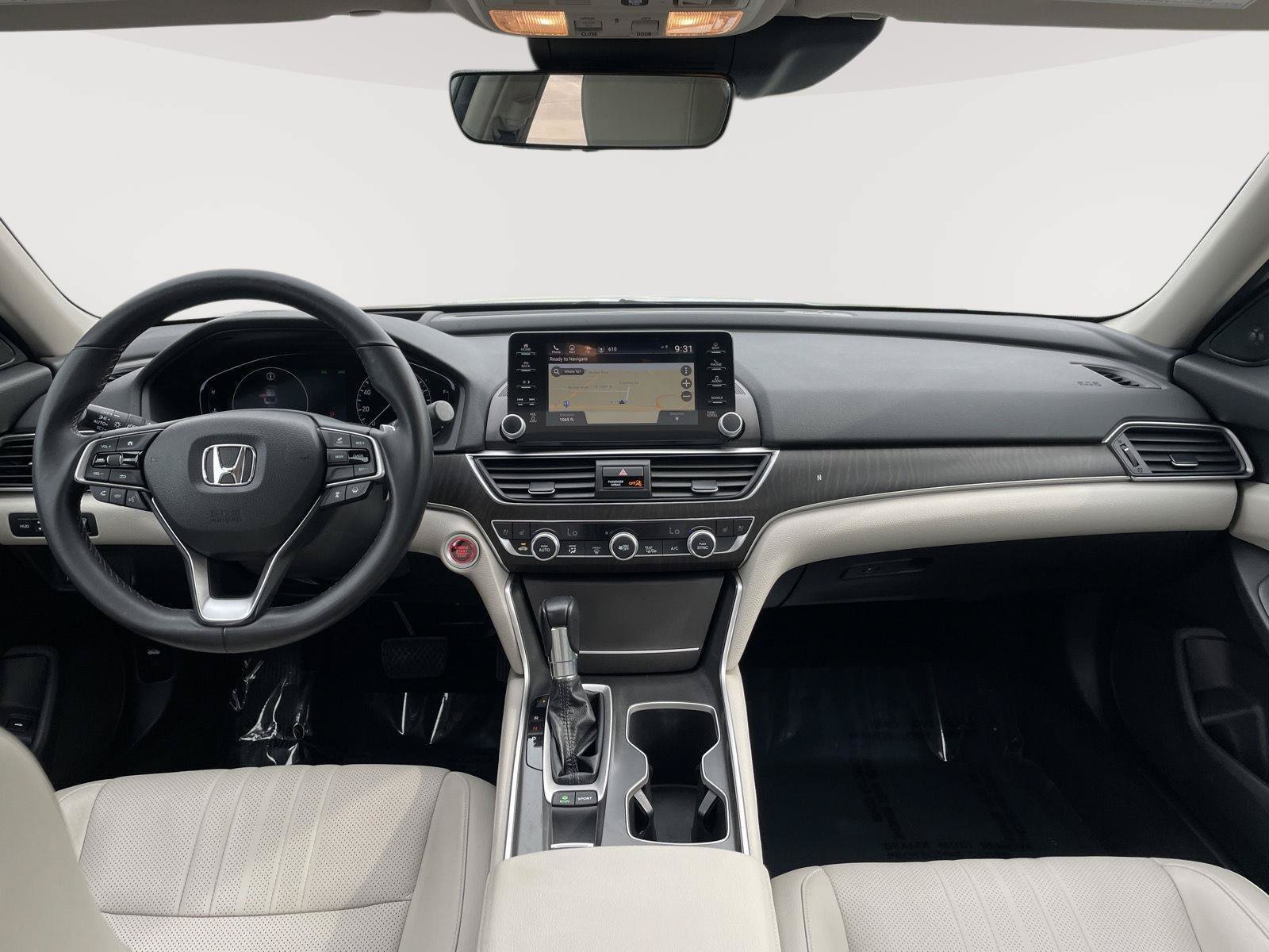 Used 2018 Honda Accord Touring image 6