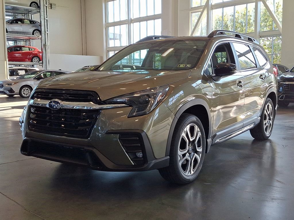New 2025 Subaru Ascent Limited image 5