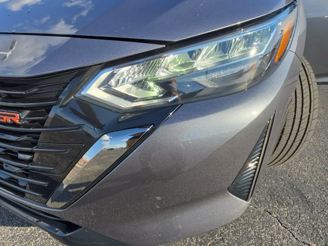 Used 2024 Nissan Sentra SR FWD image 25