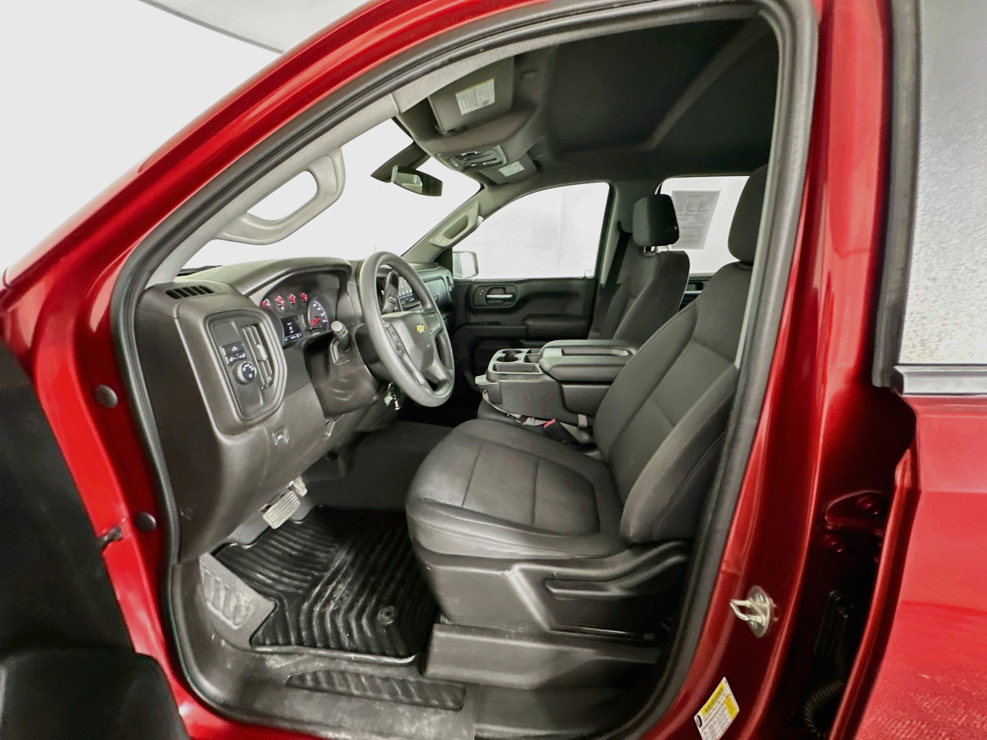 Used 2022 Chevrolet Silverado 1500 Custom RWD image 13